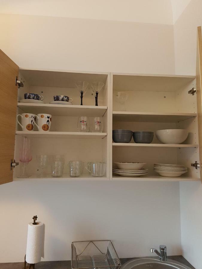 Stories Writer'S Ap 40Sqm Renovated Free Parking Apartment Riga Exterior photo